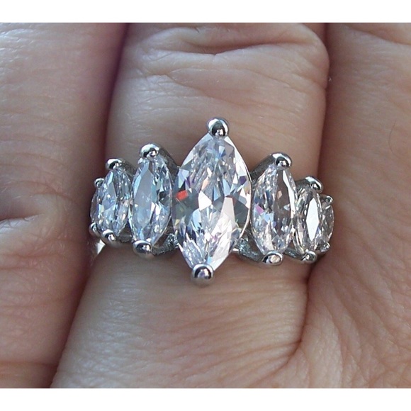 STAINLESS STEEL 5 Marquise Cut Cubic Zirconia Ring Sizes 6-10 - Picture 12 of 16